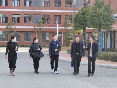 信阳市职业技能等级鉴定指导中心领导到光山县中等职业学校进行“院校类职业技能等级认定机构”现场验收