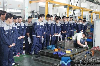 余姚市职成教中心学校组织学生进企参观学习