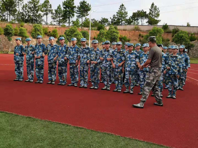 职校少年已扬帆 广昌职业技术学校新生入学教育拉开序幕